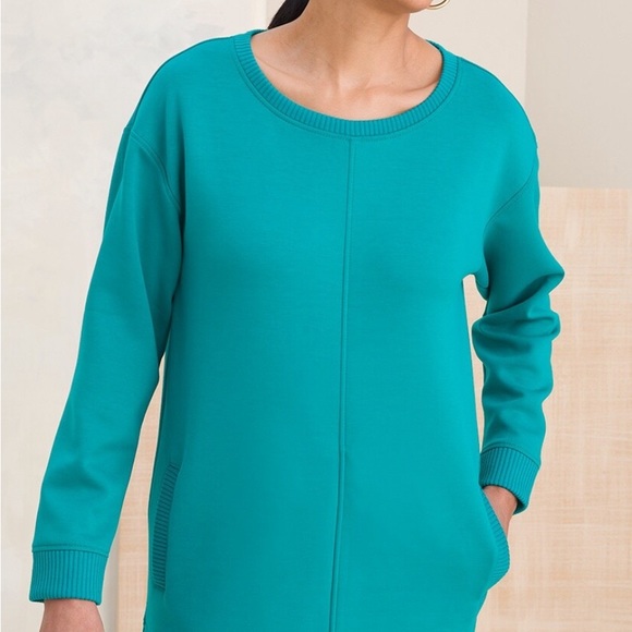 Chico’s Front Pocket Tunic and Matching Joggers - Picture 5 of 8